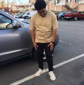 Meet your Posher, Darrius